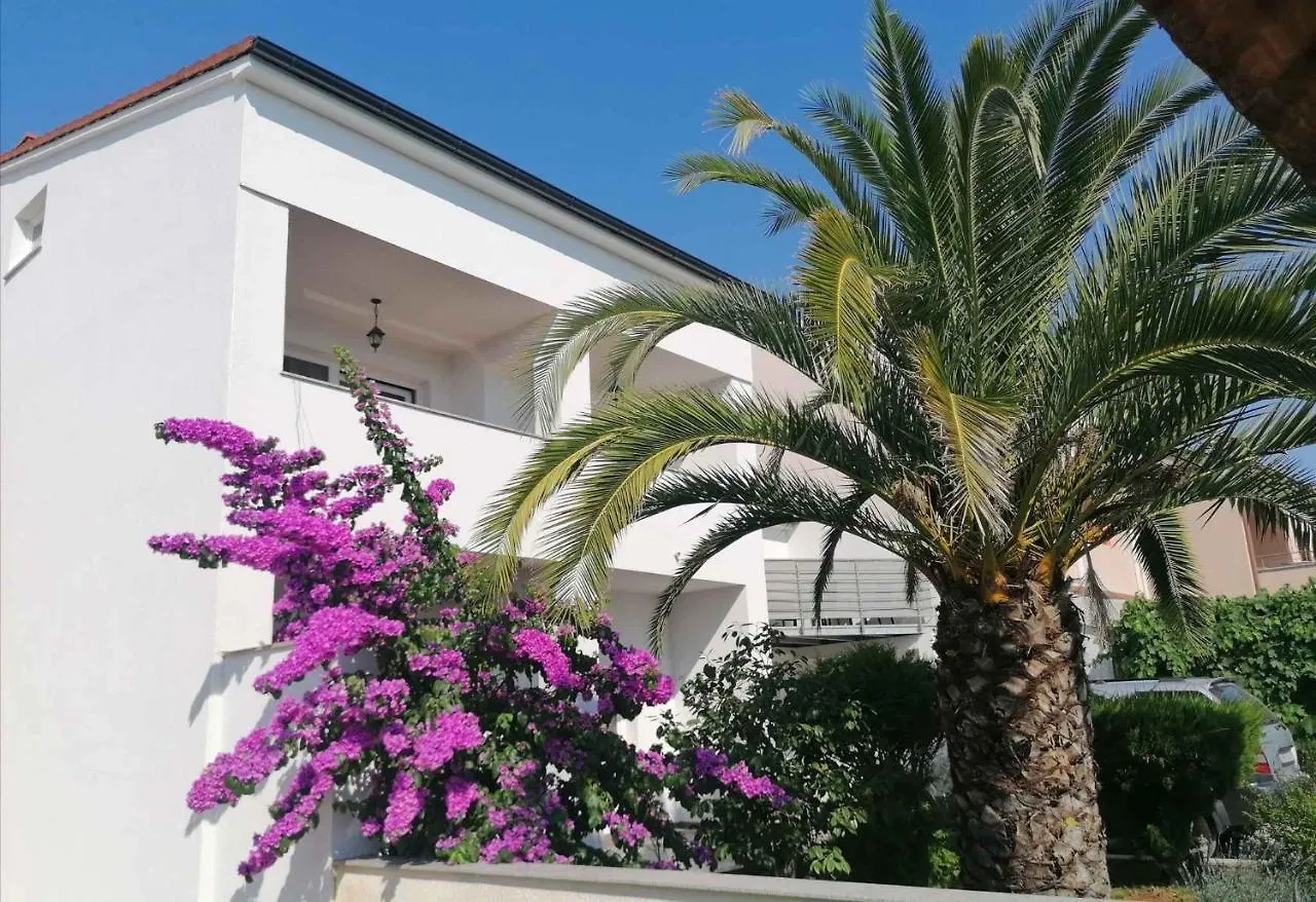 Apartments In Fazana/Istrien 8679 Valbandon 0*,
