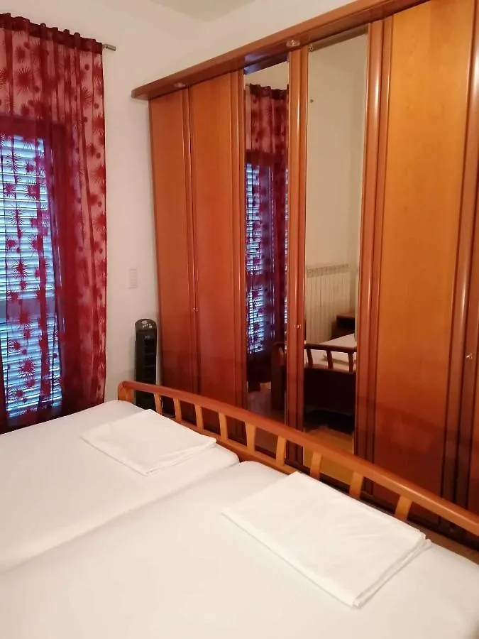 Apartments In Fazana/Istrien 8679 Valbandon