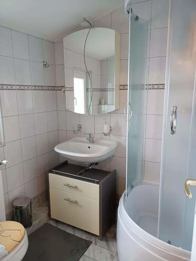 Apartments In Fazana/Istrien 8679 Valbandon